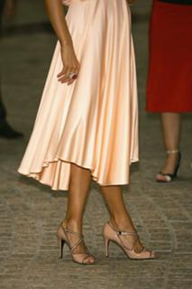 Paris Hilton feet photo thumbnail