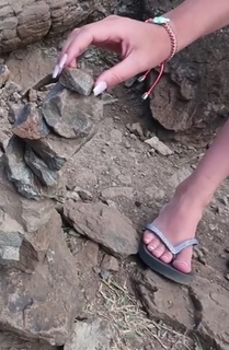 Brittney Smith feet photo thumbnail