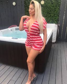 Chloe Ferry feet photo thumbnail