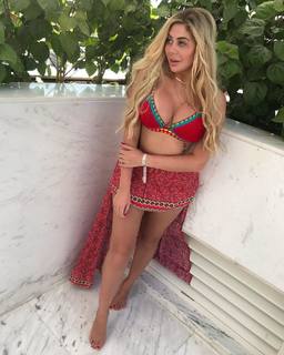 Chloe Ferry feet photo thumbnail