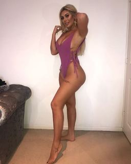 Chloe Ferry feet photo thumbnail