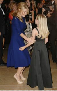Jessica Simpson feet photo thumbnail