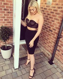Chloe Ferry feet photo thumbnail