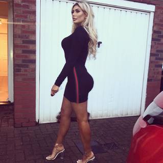 Chloe Ferry feet photo thumbnail
