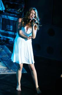 Joss Stone feet photo thumbnail