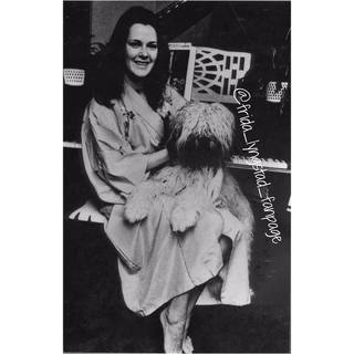Anni-Frid Lyngstad feet photo 4