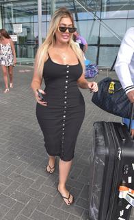 Chloe Ferry feet photo thumbnail