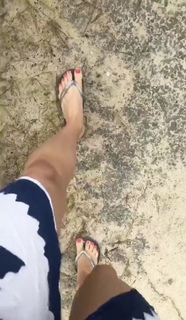 Katheryn Winnick feet photo thumbnail