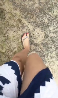 Katheryn Winnick feet photo thumbnail