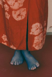 Aurora Aksnes feet photo thumbnail