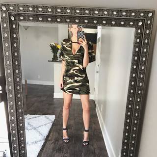 Corinna Kopf feet photo thumbnail