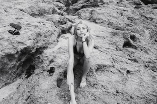Corinna Kopf feet photo thumbnail