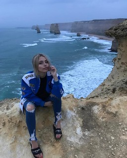 Corinna Kopf feet photo thumbnail