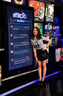 Alison Brie feet photo thumbnail