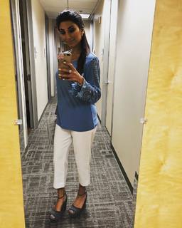 Courtney Khondabi feet photo thumbnail