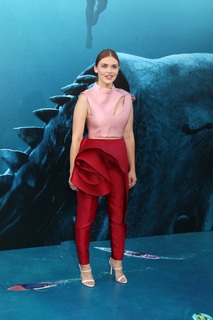 Holland Roden feet photo thumbnail