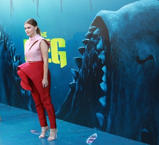 Holland Roden feet photo thumbnail