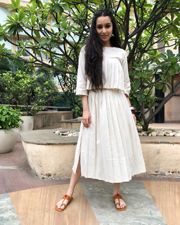 Shraddha Kapoor feet photo thumbnail