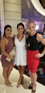 Karolina Kowalkiewicz feet photo thumbnail