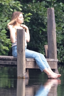 Josephine Langford feet photo 1