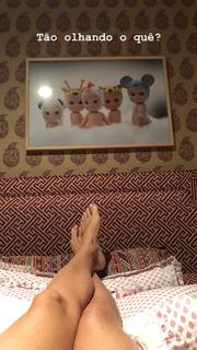 Flávia Alessandra feet photo thumbnail