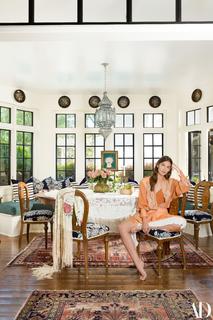 Lily Aldridge feet photo thumbnail