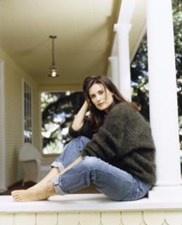 Demi Moore feet photo thumbnail