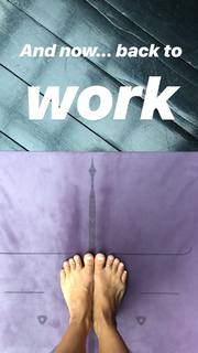 Kino MacGregor feet photo thumbnail