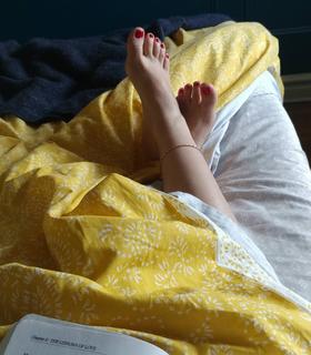 Rebecca Berardi feet photo thumbnail