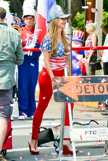 Sofía Vergara feet photo thumbnail