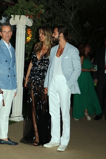 Heidi Klum feet photo thumbnail