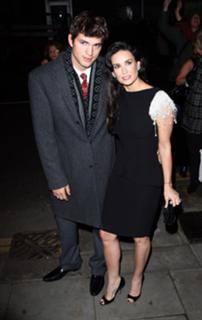 Demi Moore feet photo thumbnail