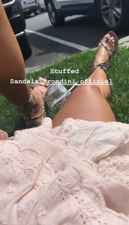 Kelly Bensimon feet photo thumbnail
