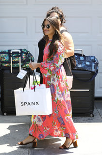 Lea Michele feet photo thumbnail