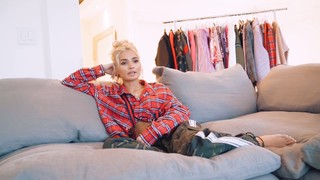 Pia Mia feet photo thumbnail