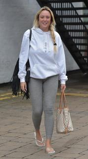 Charlotte Crosby feet photo thumbnail
