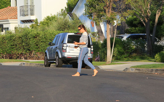 Jennifer Garner feet photo thumbnail
