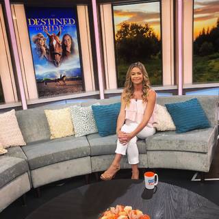 Denise Richards feet photo thumbnail