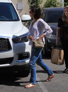 Jenna Dewan feet photo thumbnail