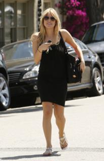 Kristin Cavallari feet photo thumbnail