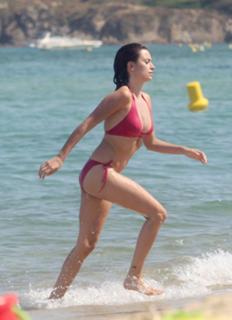 Penélope Cruz feet photo thumbnail