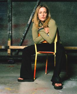 Gillian Anderson feet photo thumbnail