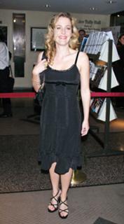 Gillian Anderson feet photo thumbnail
