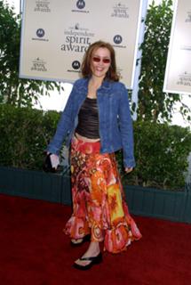 Gillian Anderson feet photo thumbnail