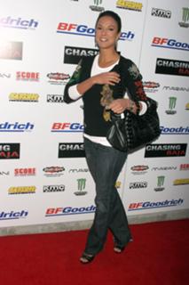 Eva LaRue feet photo 3