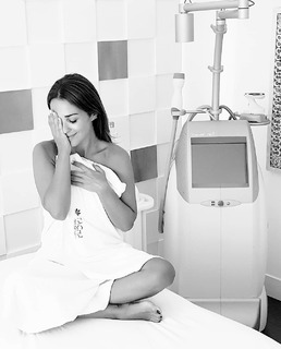 Paula Echevarría feet photo thumbnail