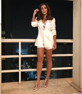 Juliana Paes feet photo thumbnail