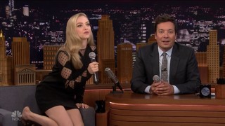 Amanda Seyfried feet photo thumbnail
