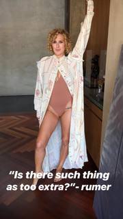 Rumer Willis feet photo thumbnail