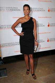 Eva LaRue feet photo thumbnail